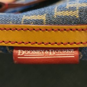 dooney and bourke north south bucket bag